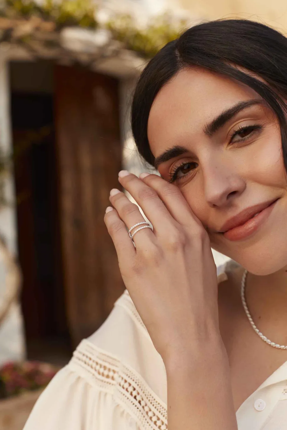 ANILLO POOJA