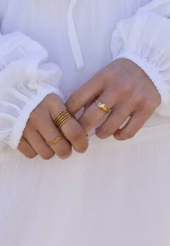 ANILLO PURNIT GRABADO BAÑADO EN ORO