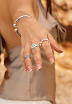 ANILLO RAAY