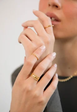 ANILLO VEDANTIN BAÑADO ORO