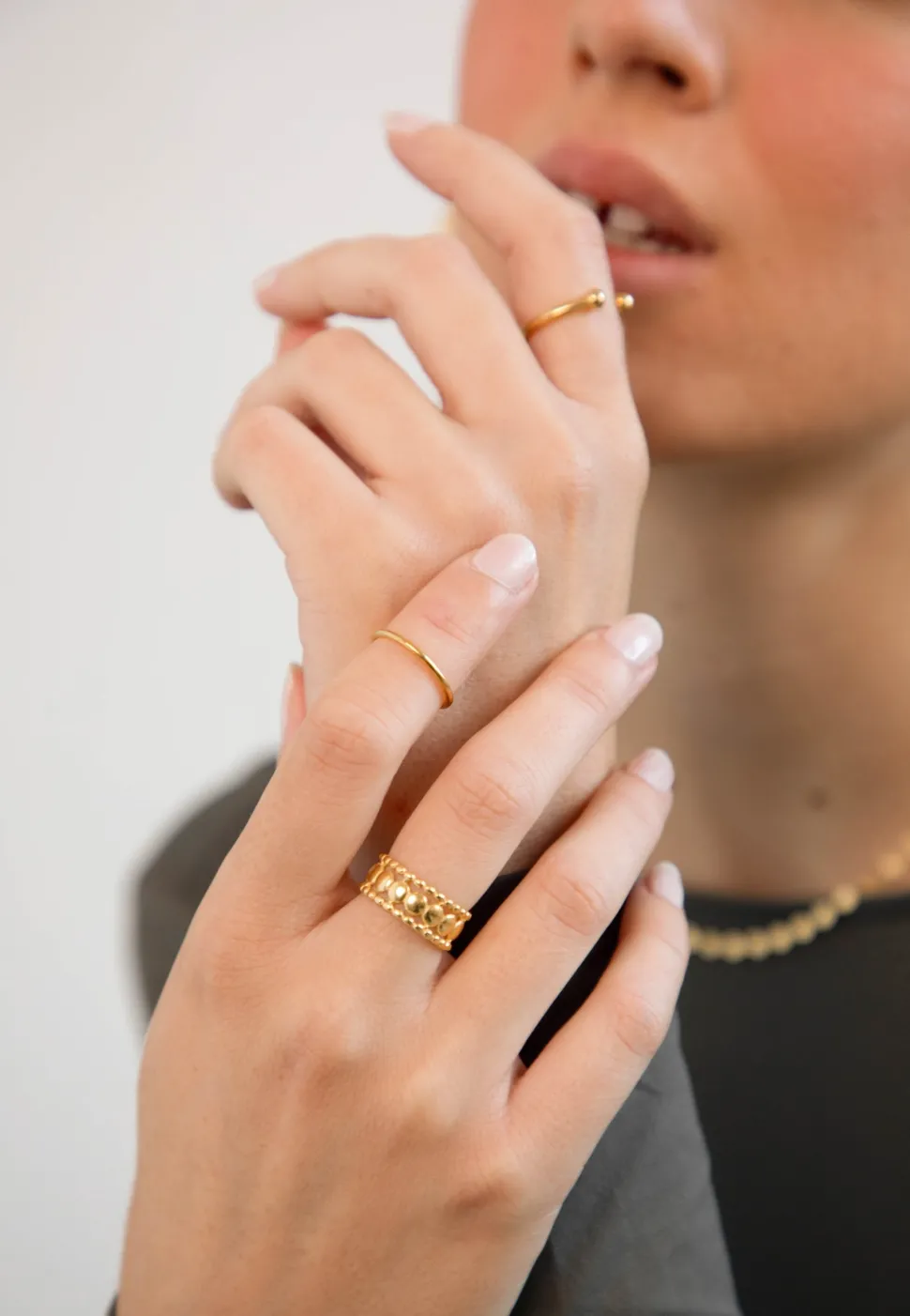 ANILLO VEDANTIN BAÑADO ORO