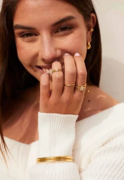 ANILLO VIMAAN BAÑADO EN ORO