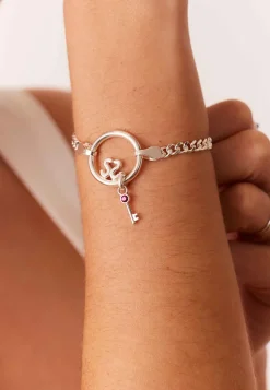 CHARM CHAABEE