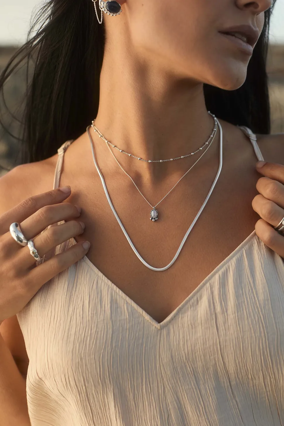 COLLAR AKARSHAN
