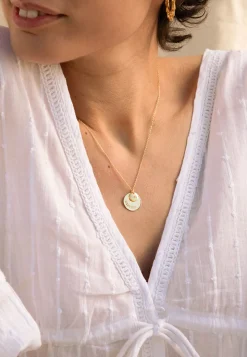 COLLAR GAURA BAÑADO EN ORO