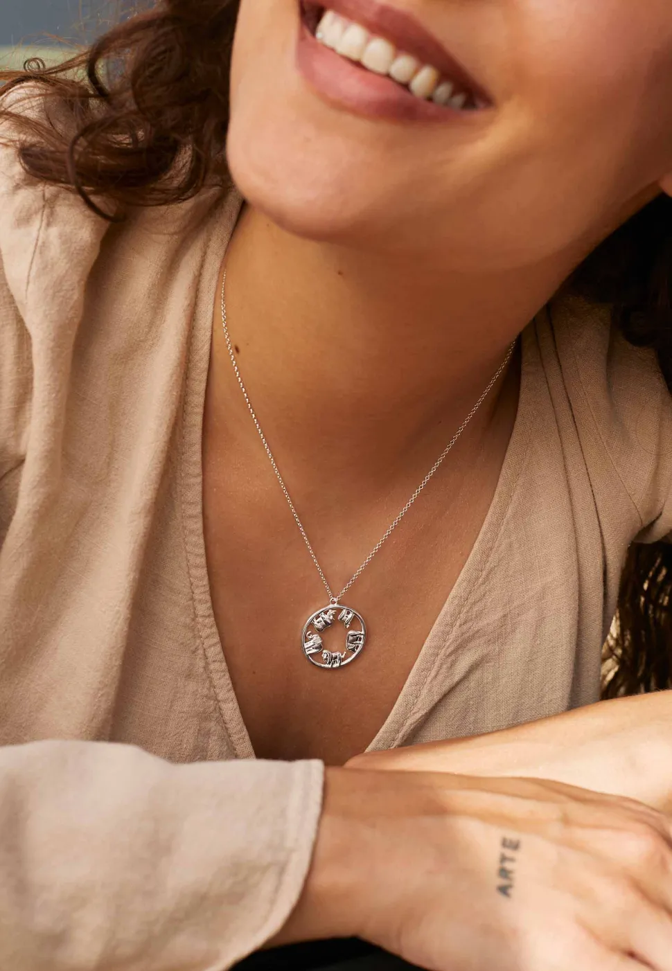 COLLAR JANGALE