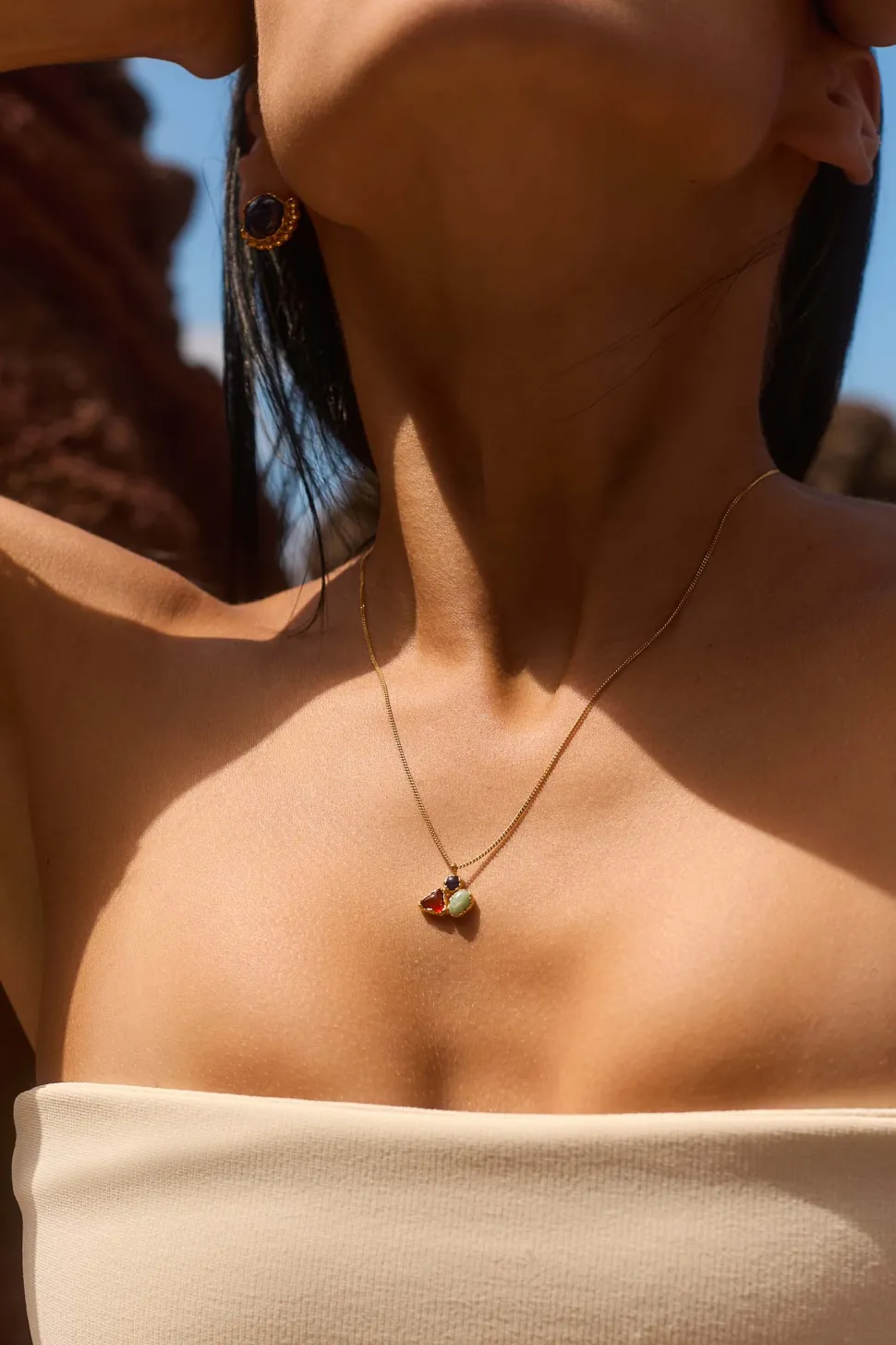 COLLAR RASTA BAÑADO EN ORO