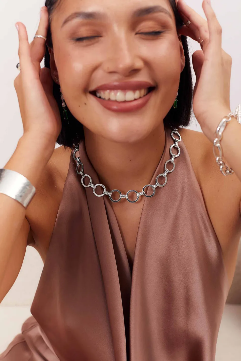 COLLAR TYAGA