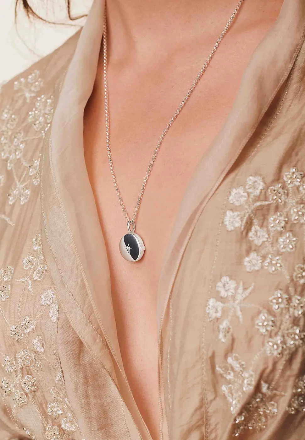 COLLAR YAAD