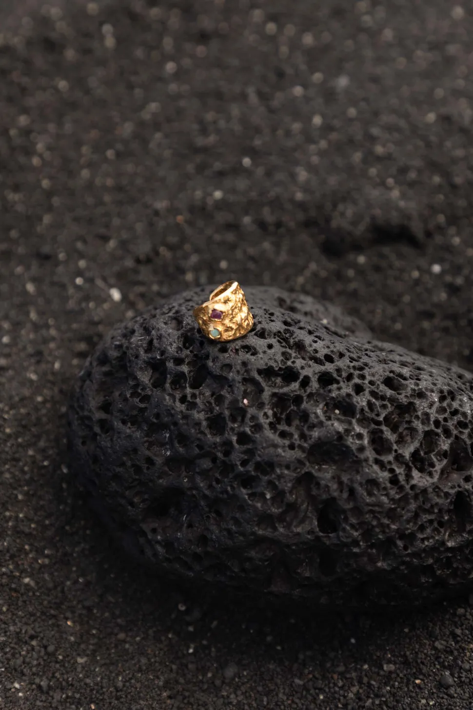EAR CUFF BANAVAT BAÑADO EN ORO