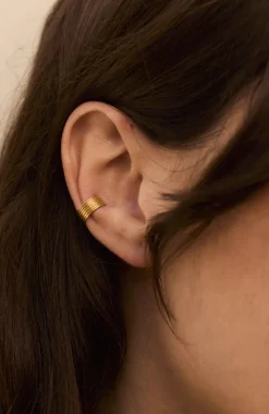 EAR CUFF DHAARI BAÑADO EN ORO