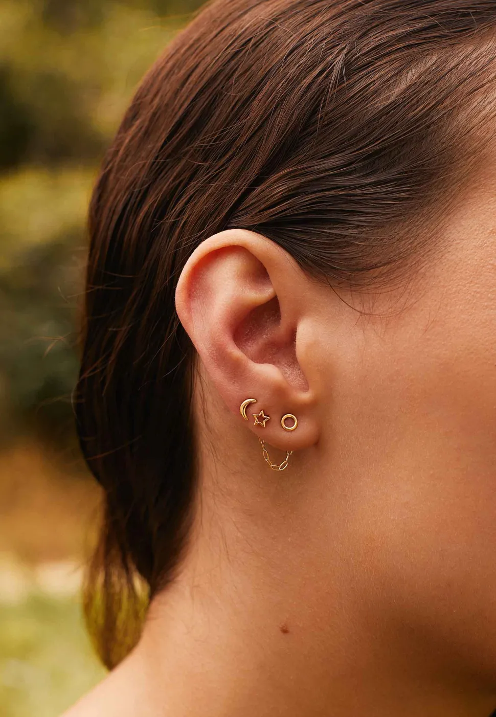 PENDIENTES ASHWINI BAÑADOS EN ORO