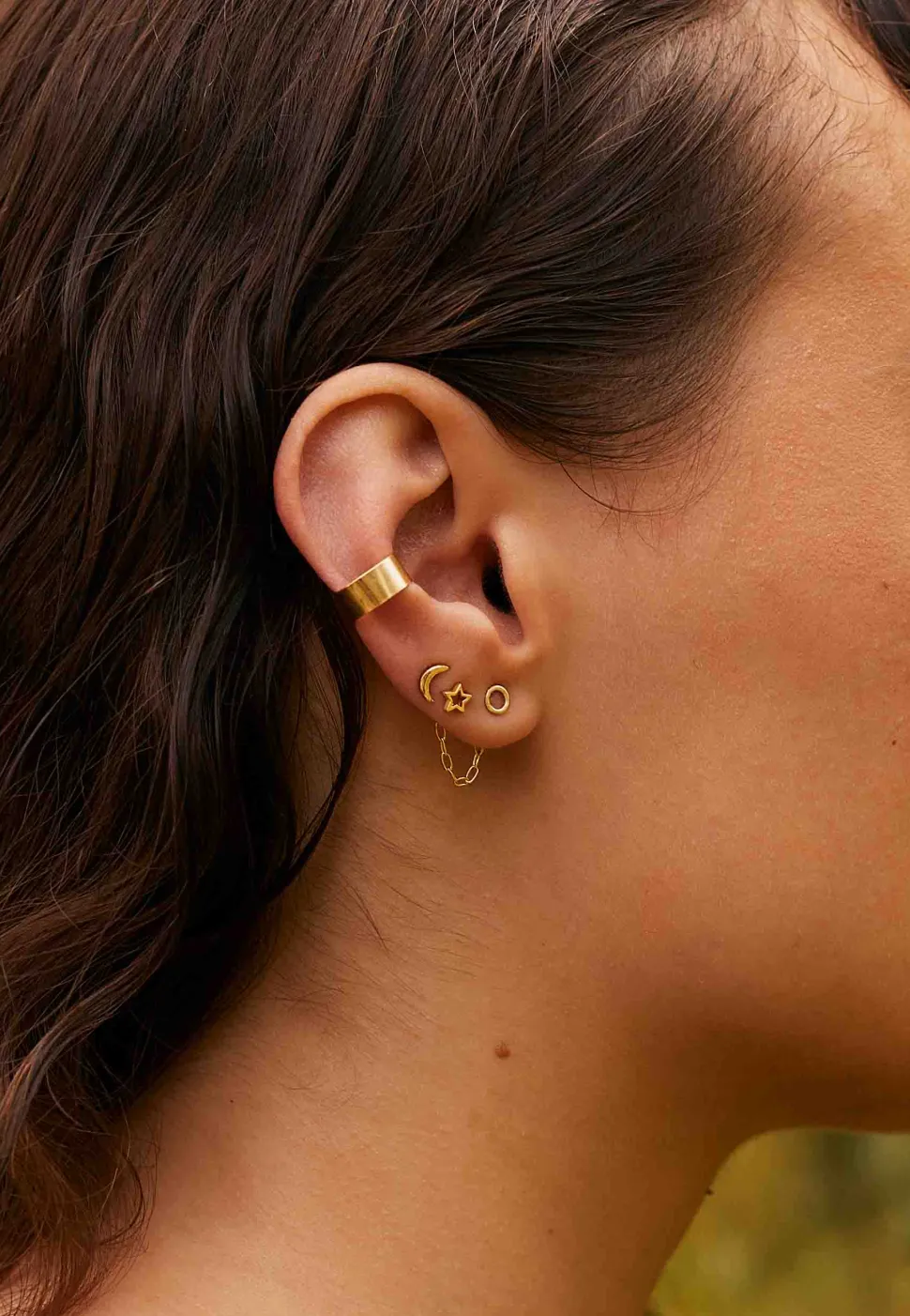 PENDIENTES ASHWINI BAÑADOS EN ORO