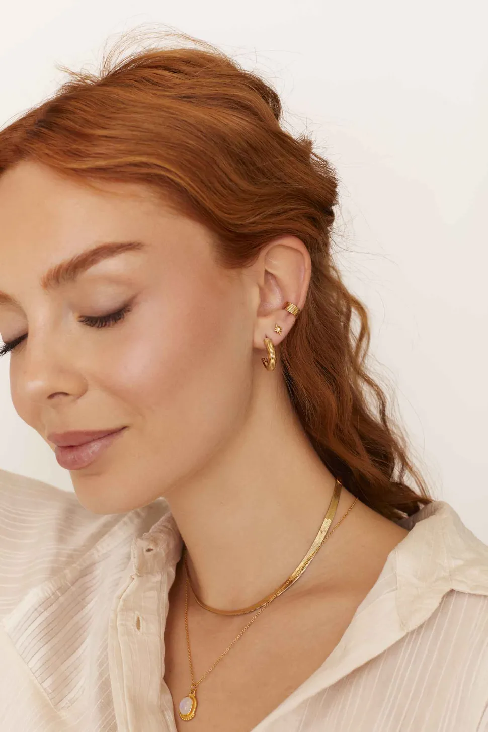 PENDIENTES SANSA BAÑADOS EN ORO
