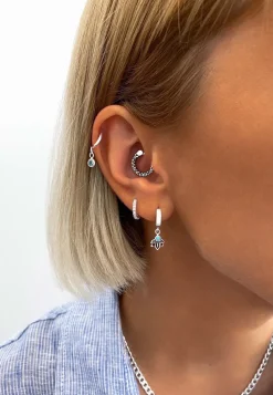 PIERCING RADHA