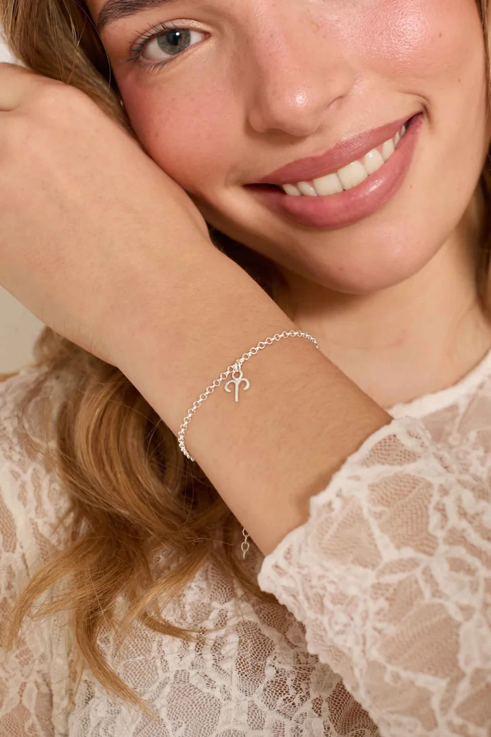 PULSERA ADAMYA CHARM ZODIACO