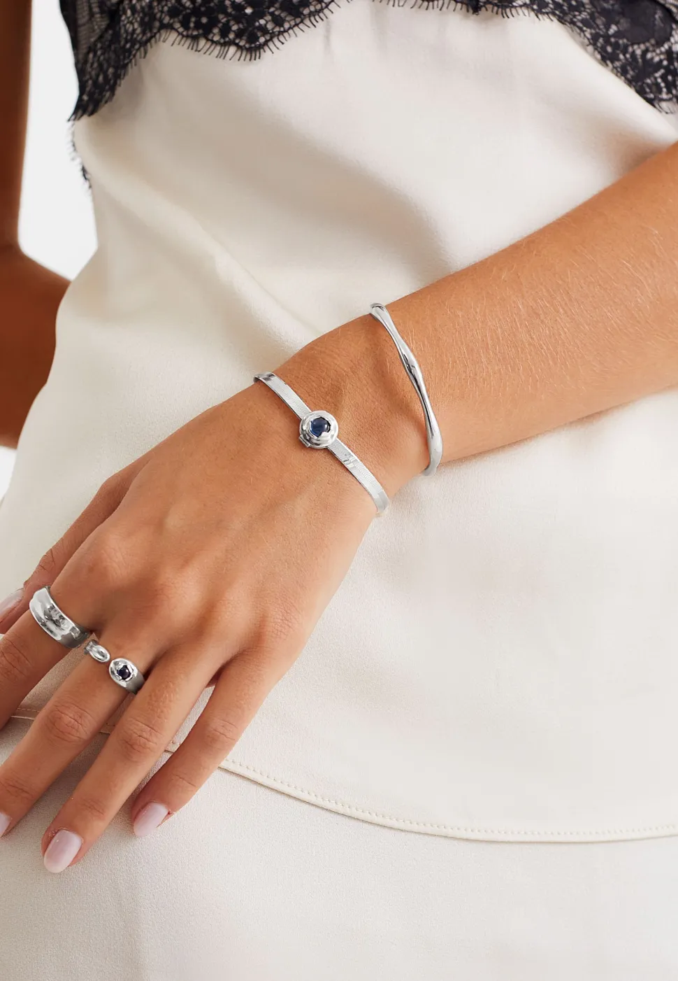 PULSERA DEKHANA